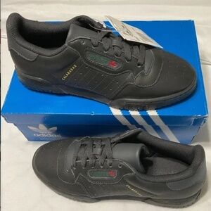 Adidas Yeezy Powerphase 5.5 Black NWT